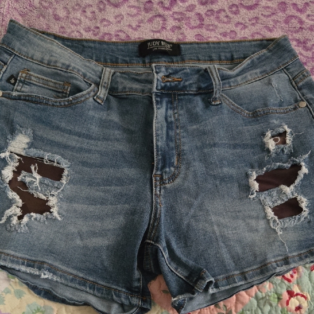 Judy Blue Women's Distressed Denim Shorts - Blue